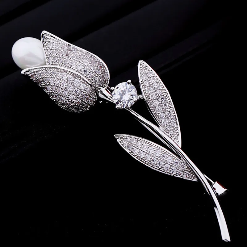 Женская Брошь в виде розы с фианитами для свитера или куртки | Украшения и