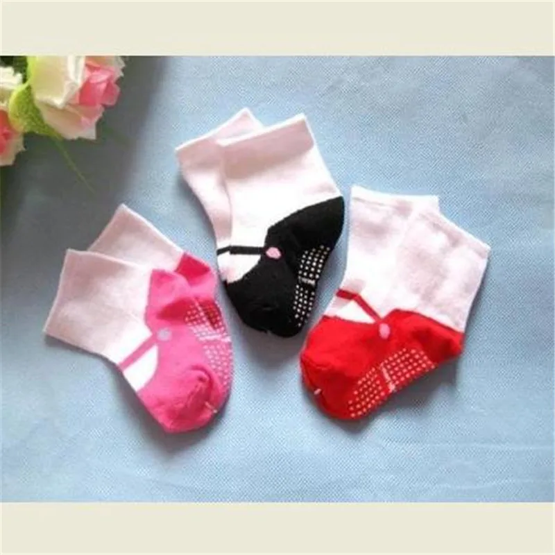 

Durable 1 pair Infant Toddler Anti-slip Shoes Cotton Socks Cute Baby Kids Unisex Boy Girl No Slip Warm Socks 6-24M 3 colors Hot