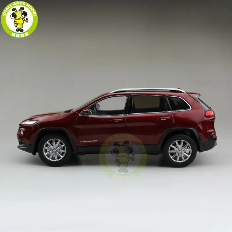 1/18 Jeep Cherokee литья под давлением металла автомобилей внедорожник Модель Коллекция подарков красного цвета