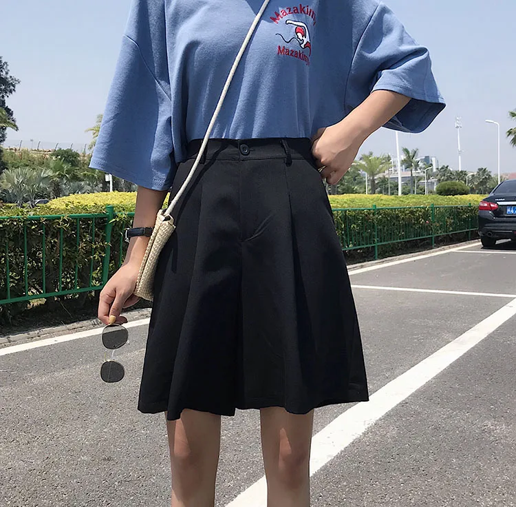 Knee Length Shorts Women Summer Solid Color Elegant Leisure Loose Shorts Trendy Classic Wide Leg Chic Korean Ladies Pockets