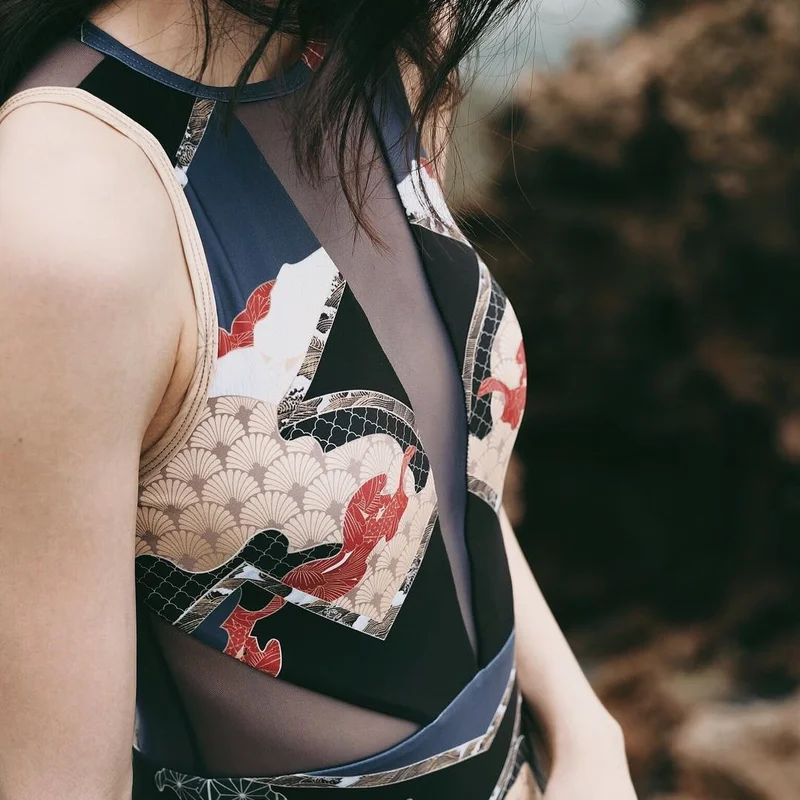 Цельный купальник купальный костюм для женщин с принтом открытыми плечами