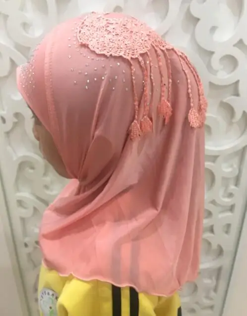 H1380 новый стиль Маленькая девочка мгновенный хиджаб с кружевом на спине