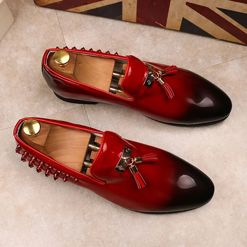 Модная мужская обувь 2018 кожаная для мужчин с кисточками красные кожаные туфли