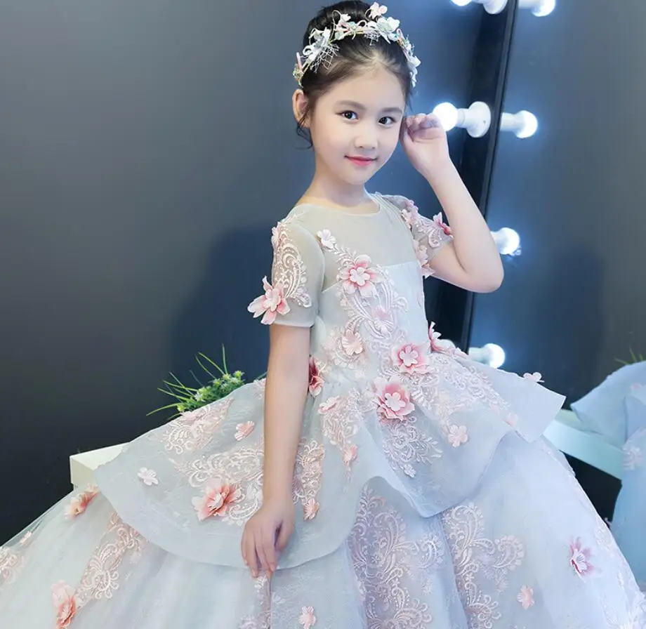New Arrival Little Girls Luxury Lace Applique Holy First Communion Dresses for Floor Length Open Back Princess Dress | Детская одежда и