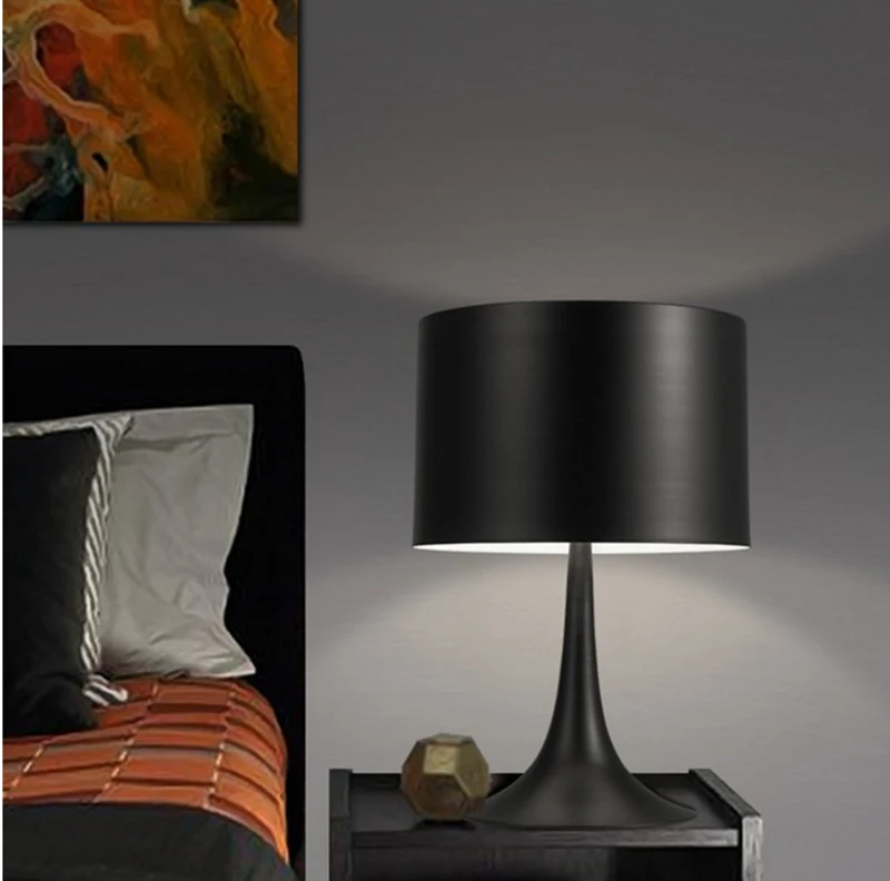 Свадебные реплики Европейский современный дизайн черно белая закрученная