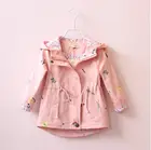 Новые модные куртки для девочек; Пальто с вышивкой; ветровки с капюшоном; Детское пальто; Многослойная одежда для малышей; весенне-Осенняя детская одежда