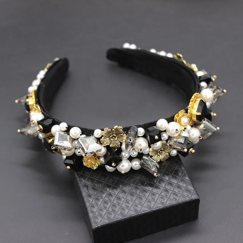 Винтажная разноцветная повязка на голову в стиле барокко украшенная кристаллами