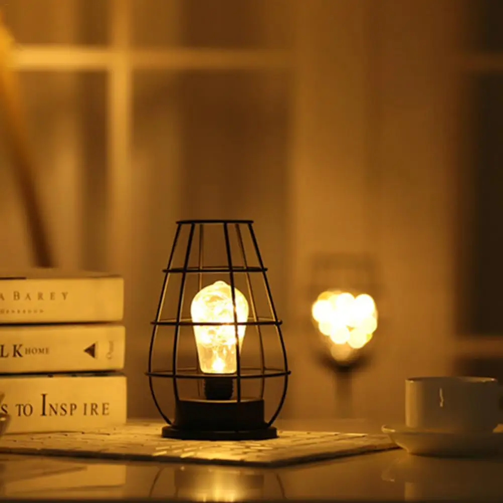 

Retro Iron Table Lamp Iron Winebottle LED Light Classic Elegant Desk Lamp Innovative Night Lamp Hotel Home Decoration