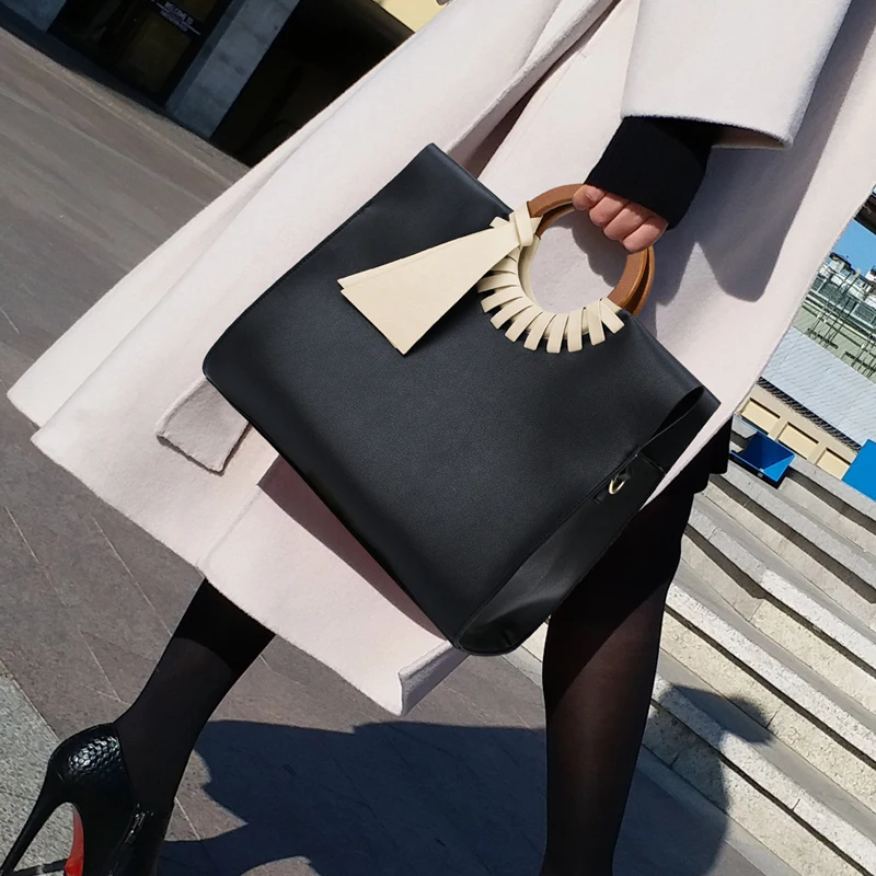 

Bag for womem 2021 new fashion small square bag Korean version of the simple wild Messenger bag shoulder portable atmosphere