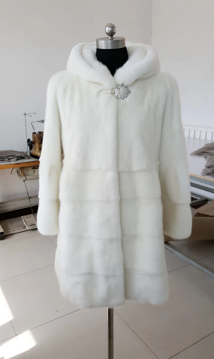 

Women real mink fur coat lady whole mink fur long section hooded outerwear female winter overcoat