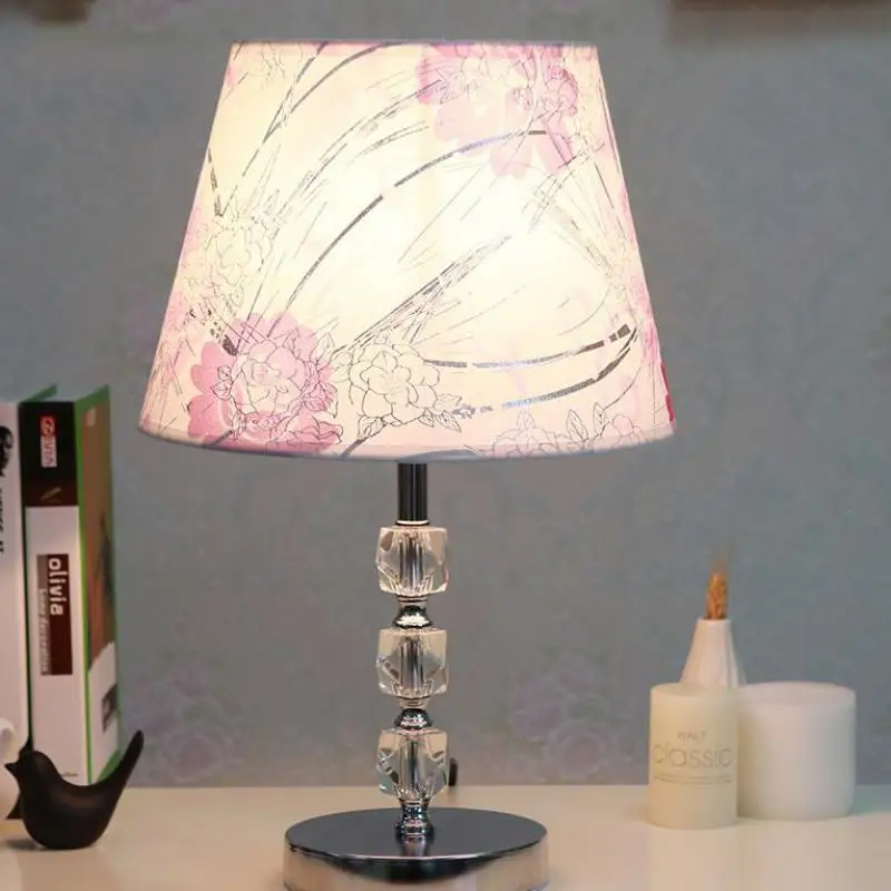 Современные простой кристалл настольная лампа Спальня ночники свадьбы и модные