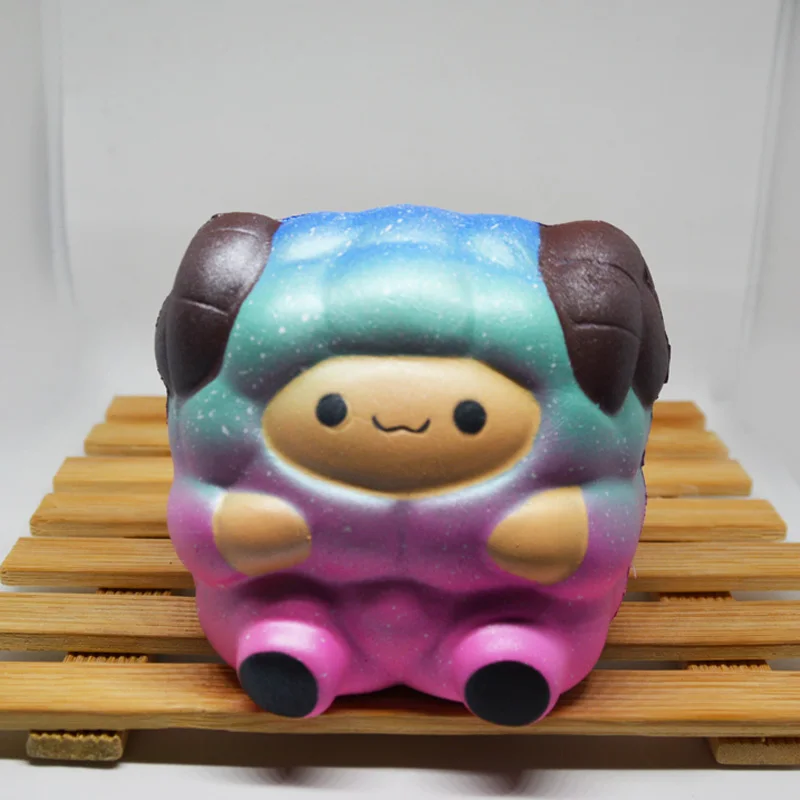 Полиуретановые животные сжимаемые большие милые медленно восстанавливающие