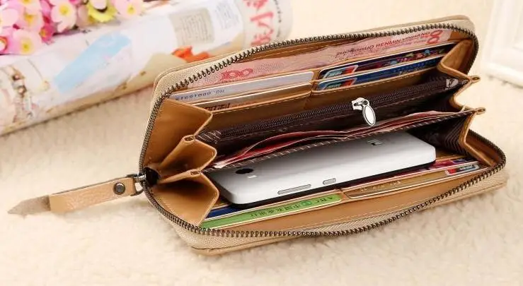 The new 2015 han edition long embossed wallet Summer stalls selling fashion single zip hand bag|wallet envelope|bag in box winebag |