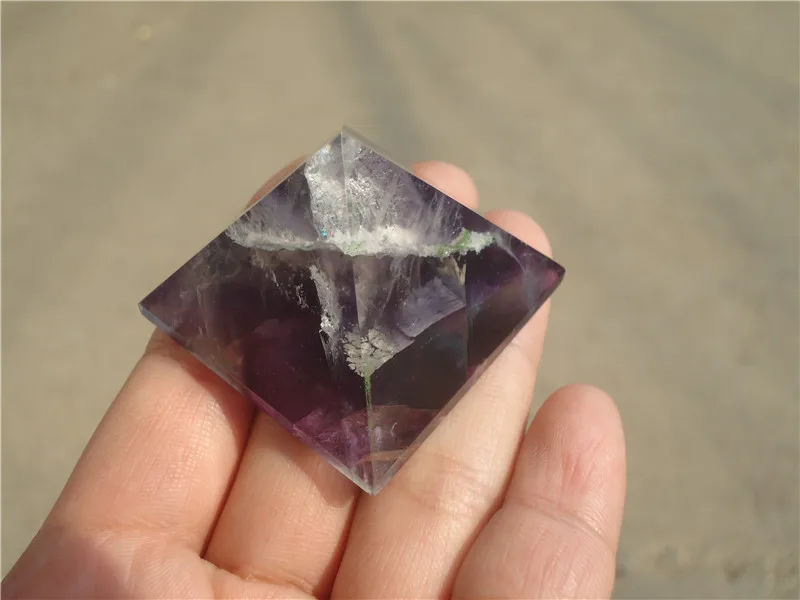 

65g Natural Green Fluorite Quartz Crystal Pyramid Healing China PA1063