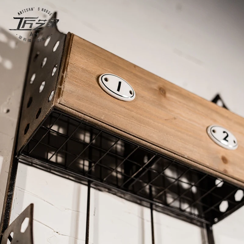 В AmericanVillagePastoral styleIron стены stacksPut корзина цветов в basketFlower магазин украшения | Дом и