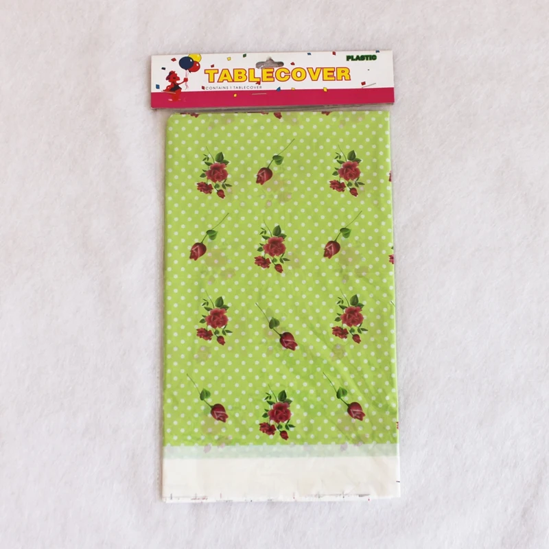 Одноразовая Водонепроницаемая скатерть пластиковая с розами 180*108 см | Дом и сад