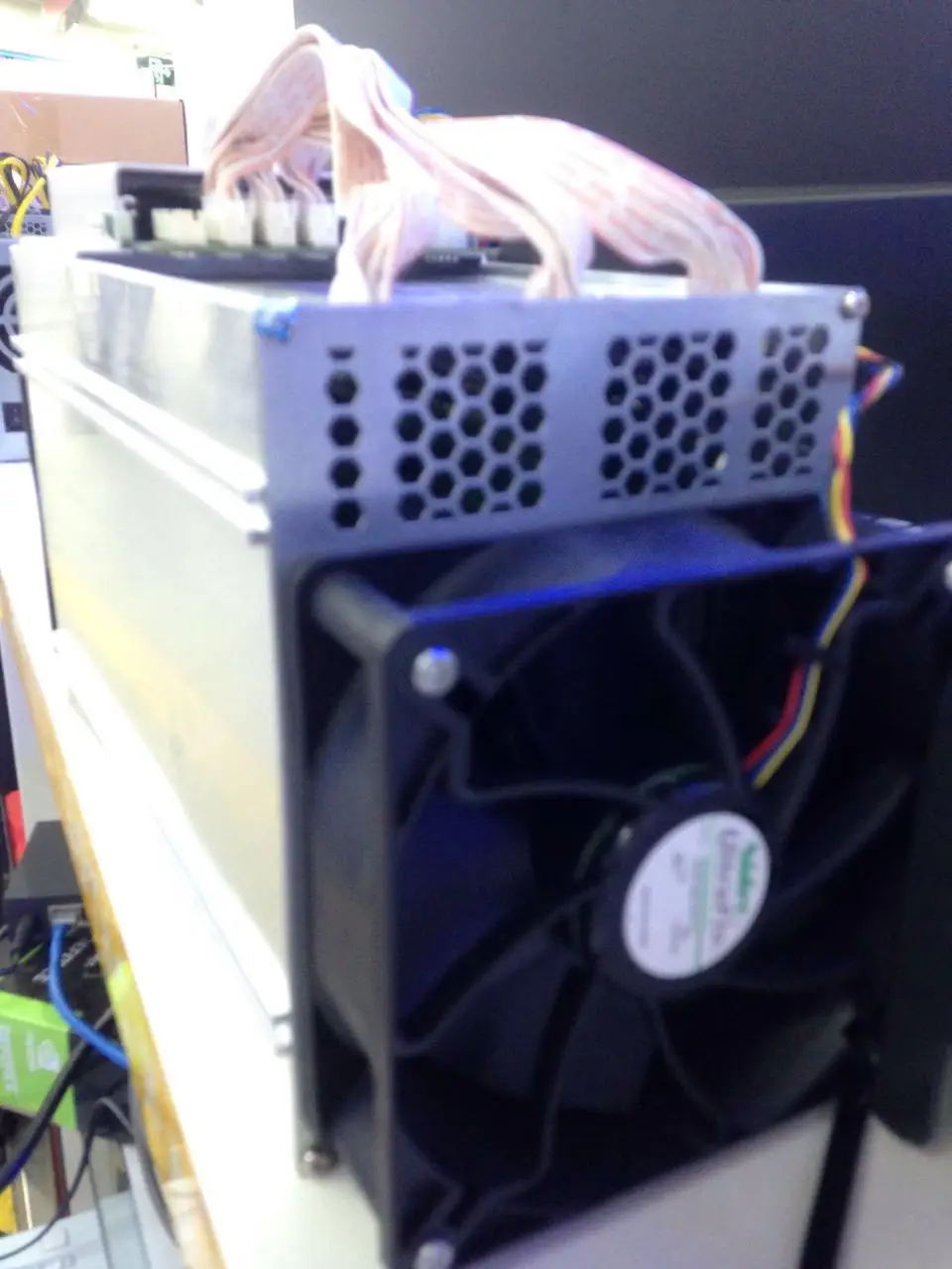 Комбайн ANTMINER D3 19.3GH/s 1200 Вт новый в продаже на складе быстрая доставка DHL без БП