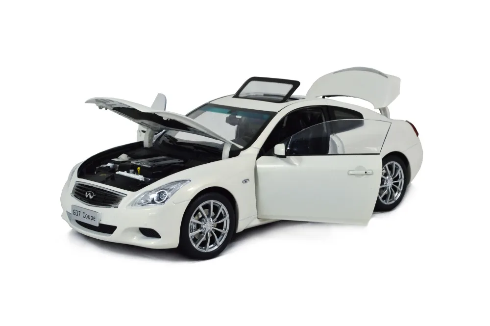 Модель Paudi 1/18 1:18 1 18 масштаб Infiniti G37 coupe 2013 белая литая модель автомобиля Игрушечная