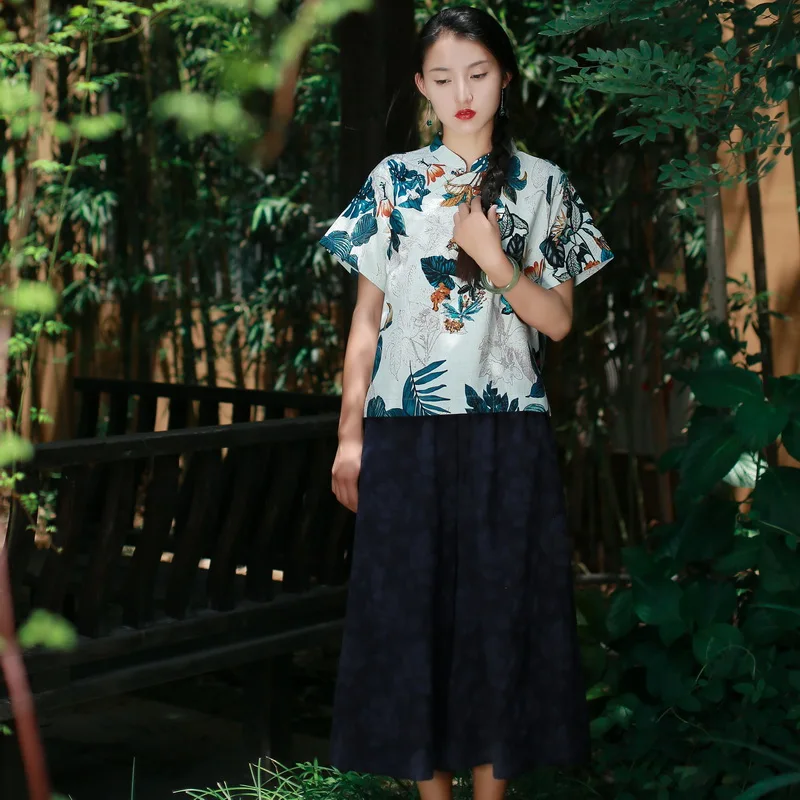 Элегантный короткий рукав лягушка кнопка воротник стойка цветочный принт