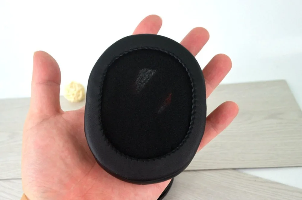 

Black 1 Pair Replacement Ear Pads Earpads Covers for Audio-Technica ATH-MSR7 Headphone