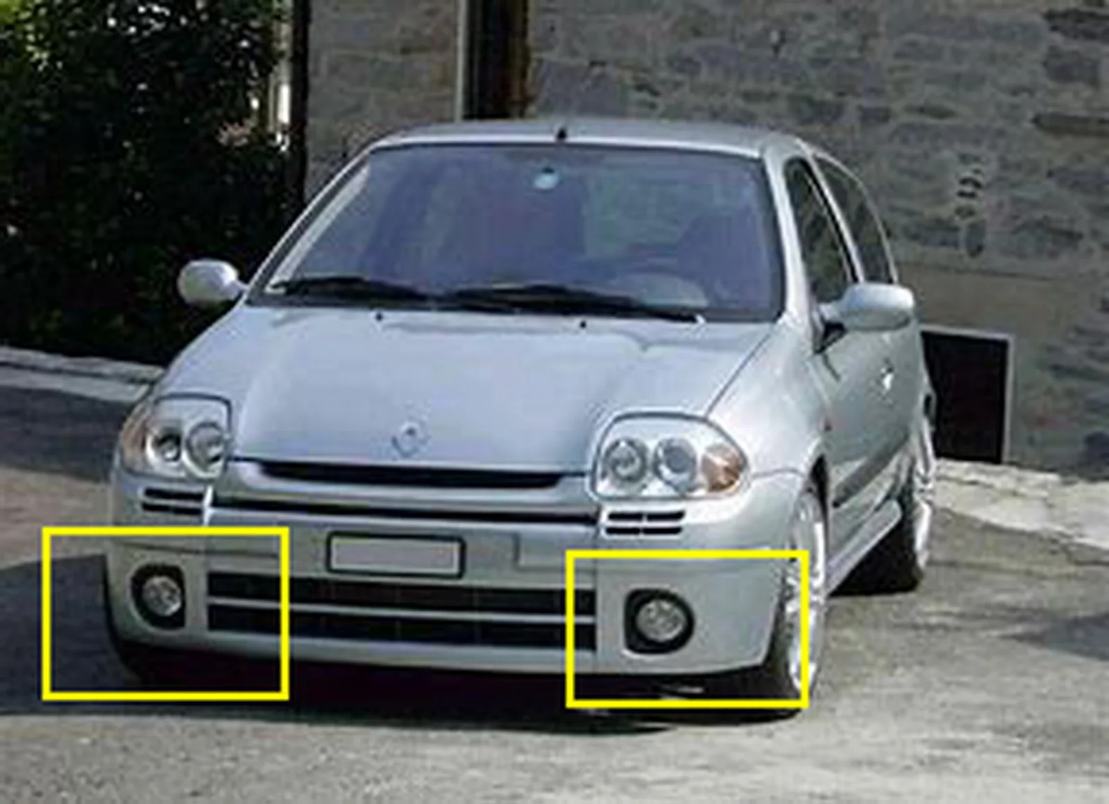 

ANGRONG 1 Pair Front Bumper Fog Light Lamp No Bulb Left & Right For Renault Clio 2000-2013