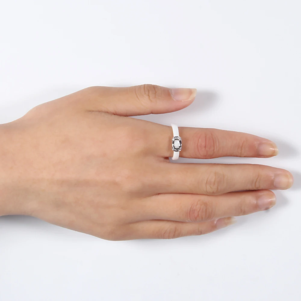 Новое поступление обручальные кольца черного и белого цветов металлические