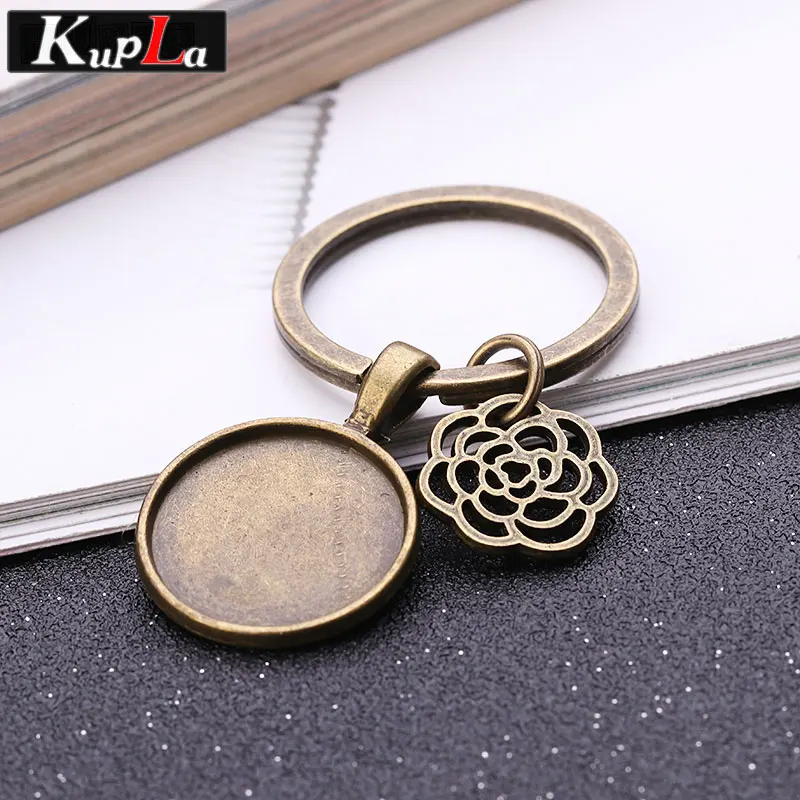 Antique Bronze Винтаж цветок брелки для ключей 20 мм круглый кабошон, сделай сам, ювелирное изделие пустой брелок с кабошоном брелки для ключей ручной работы для Для женщин - Цвет: Antique Bronze