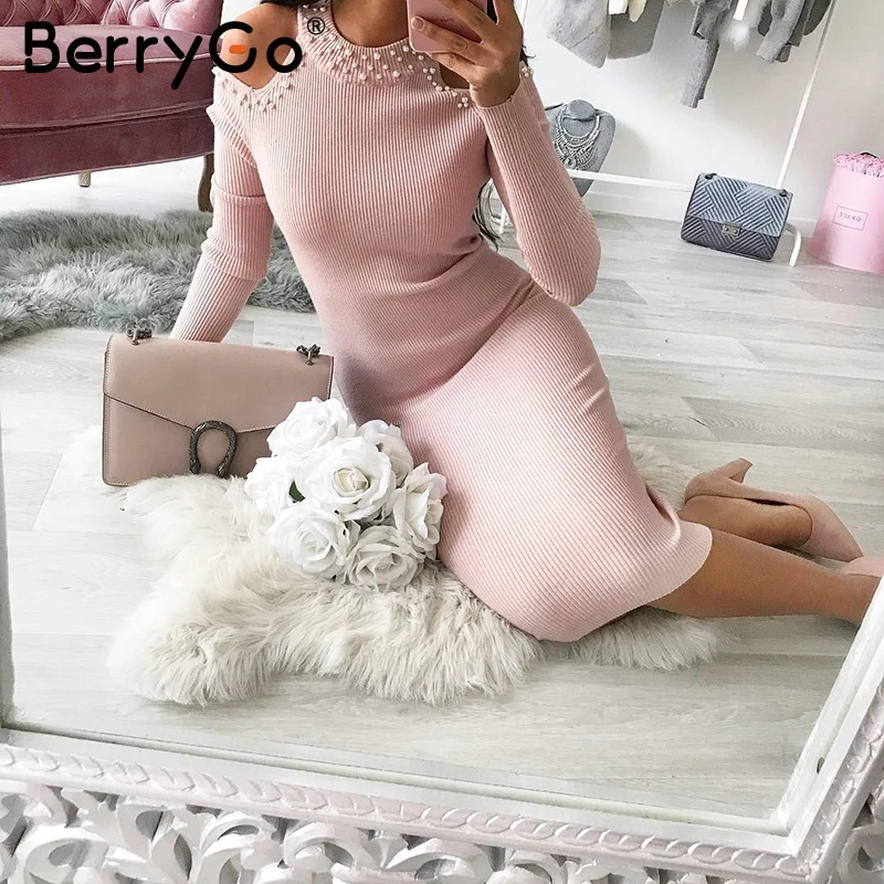 BerryGo/облегающее трикотажное платье с открытыми плечами женское Элегантное