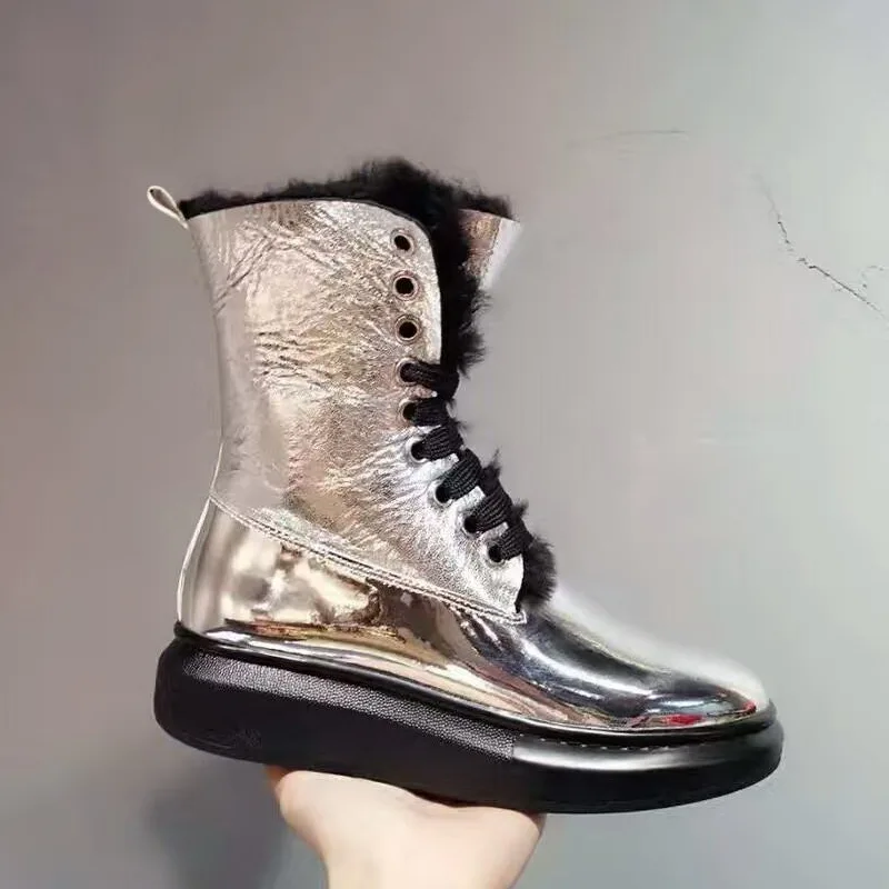 Silver black Женские зимние ботинки из овечьей шерсти; зимние короткие ботинки на меху; повседневные ботинки черного цвета с жемчугом; модная обувь на толстой подошве со шнуровкой; Новинка года - Цвет: Silver black