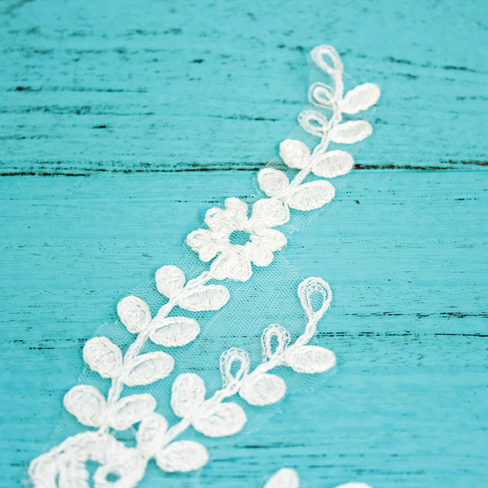 1 пара Кружевная аппликация цвета слоновой кости