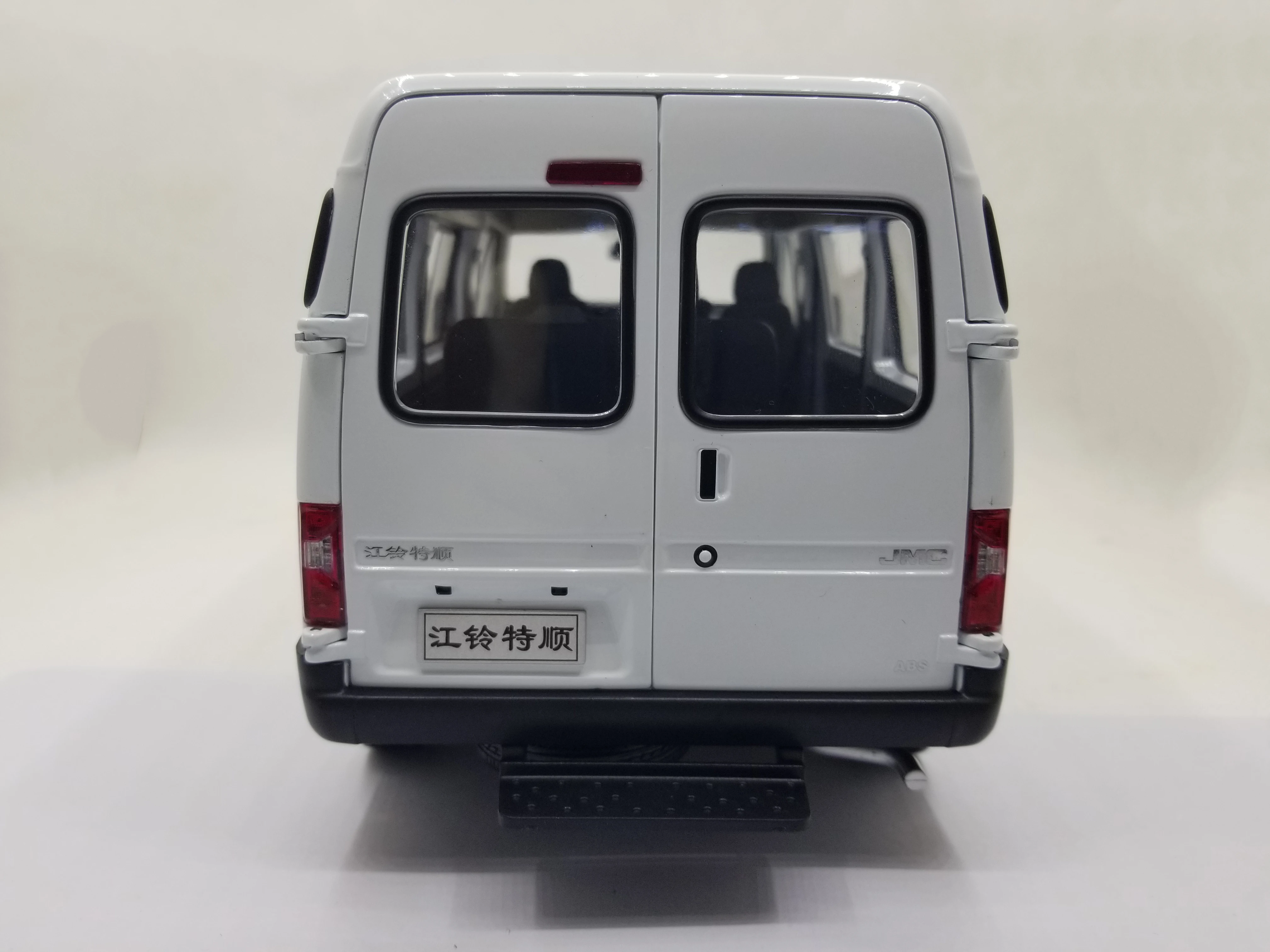 1:18 литая модель для Ford JMC Teshun Transit White MPV игрушечный автомобиль из сплава