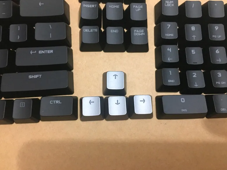 Оригинальные новые колпачки для клавиш Logitech G710 + Оригинальная Черная