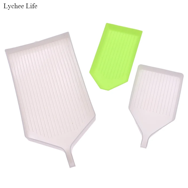 

Lychee Life 121PCS/lot DIY Diamond Painting Tool Set 5D Diamond Painting Cross Stitch Embroidery Pen Tools Mosaic Glue Pen Kit