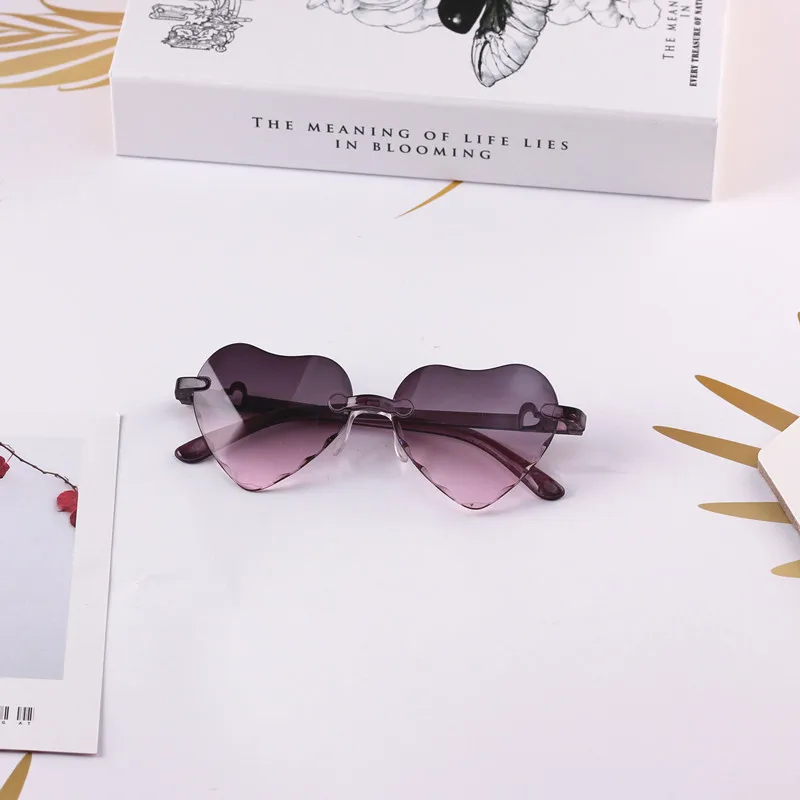 SomeCool Factory NEW Style Rimless Kids sunglasses 3-8 y Plastic UV400 Cool child glasses Heart Shape Lovely Girls eyewear n620