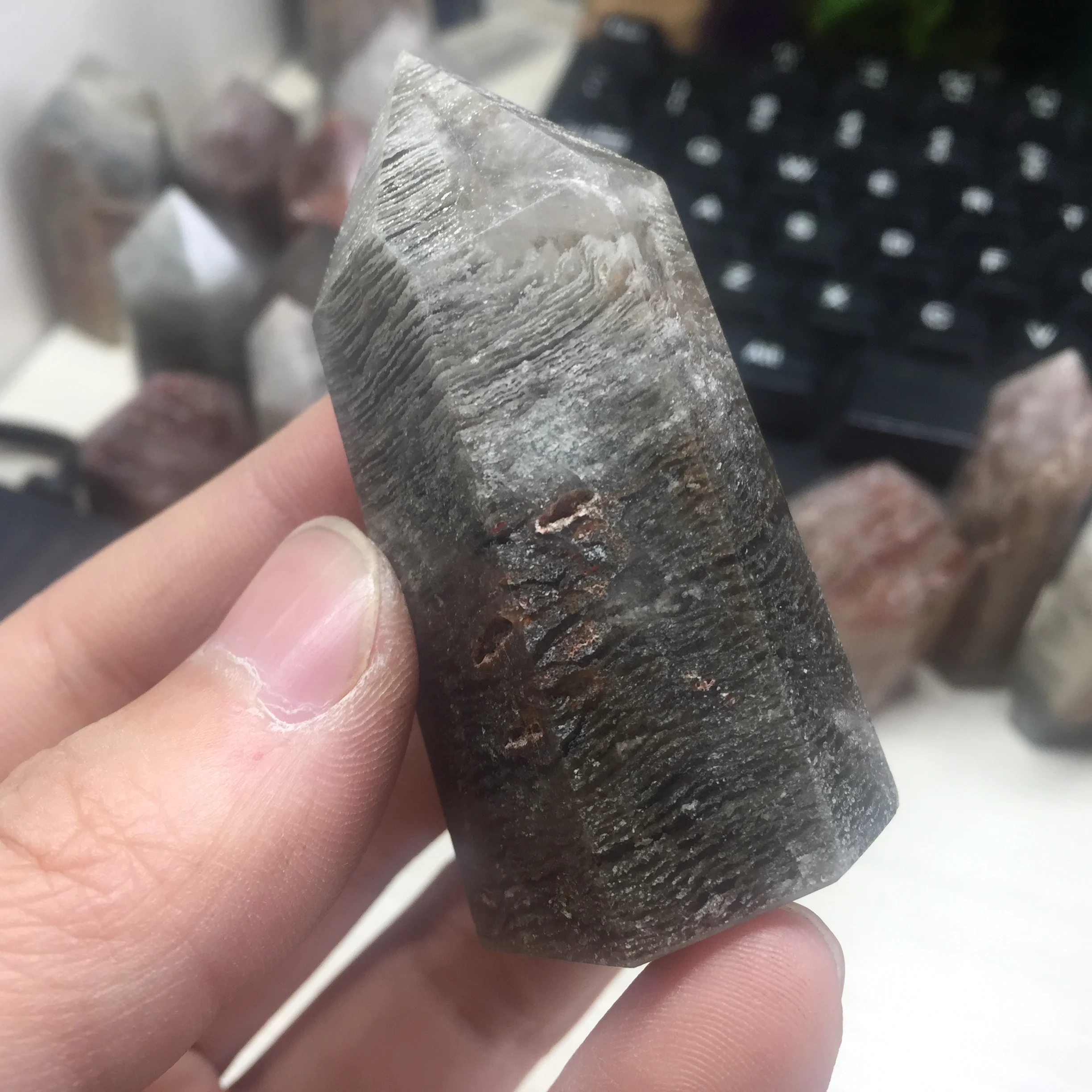 65 г натуральный заживляющий кристалл иерархический Phantom Quartz Wand Украшение камень #