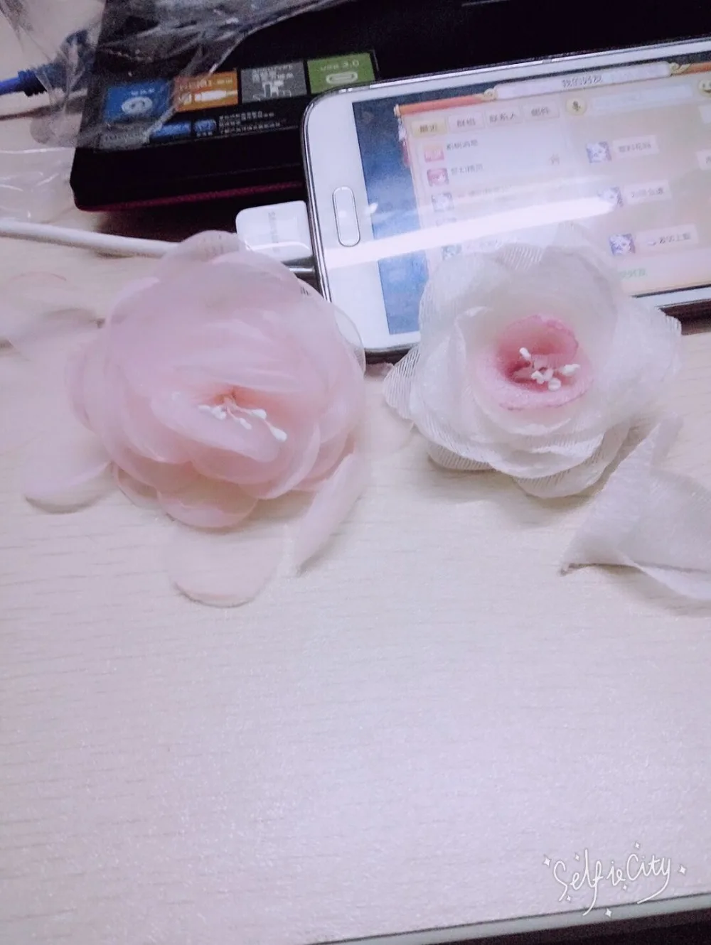 100 шт. белый розовый DIY ручной работы 3D цветок кружева патч свадебное платье ингредиенты Pyrographic Евгений пряжи Головные уборы материалы M0230