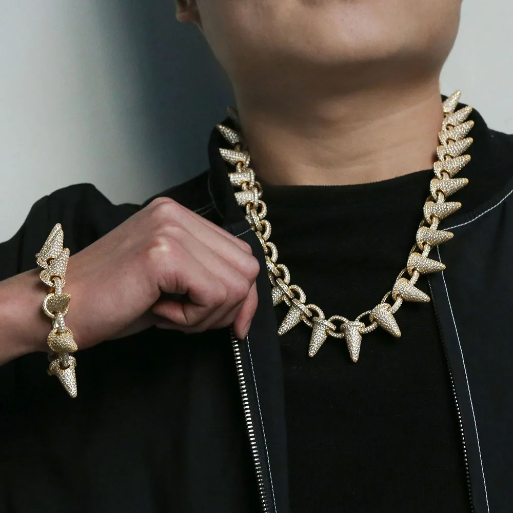 Роскошная Рок Мода Iced Out заклепочные шипы браслеты микро проложить Bling Циркон хип хоп браслеты золотые серебряные подарки для мужчин и женщин
