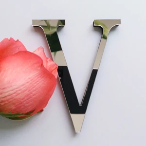 V Новые diy настенные наклейки 3d наклейки акриловые украшения свадебный подарок любовные буквы декоративный Алфавит Настенный декор - Цвет: V