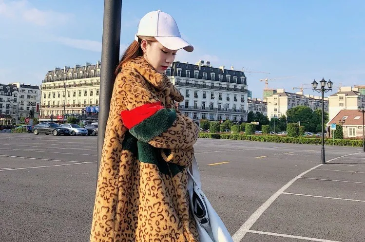WHITNEY WANG осень зима модная уличная одежда винтажный стиль Colros контрастное длинное леопардовое пальто из искусственного меха Женское зимнее пальто