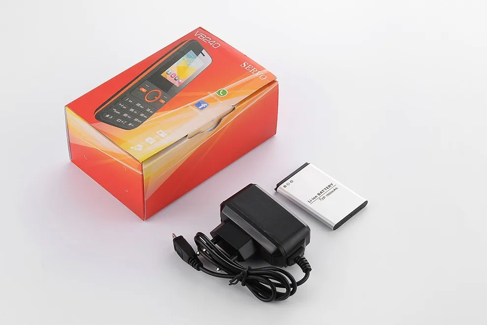 Оригинальный SERVO V8240 Quad band GSM 1 77 дюймов Dual SIM карты вибрации FM радио сотовый телефон