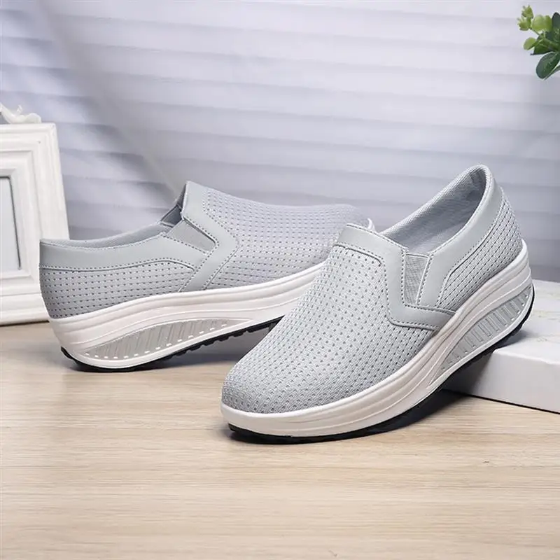 Ultra-Light Mesh Breathable Walking Shoes Woman Spring Summer Autumn Athletic Trainers Famale Sport Footwear Outdoor Sneakers