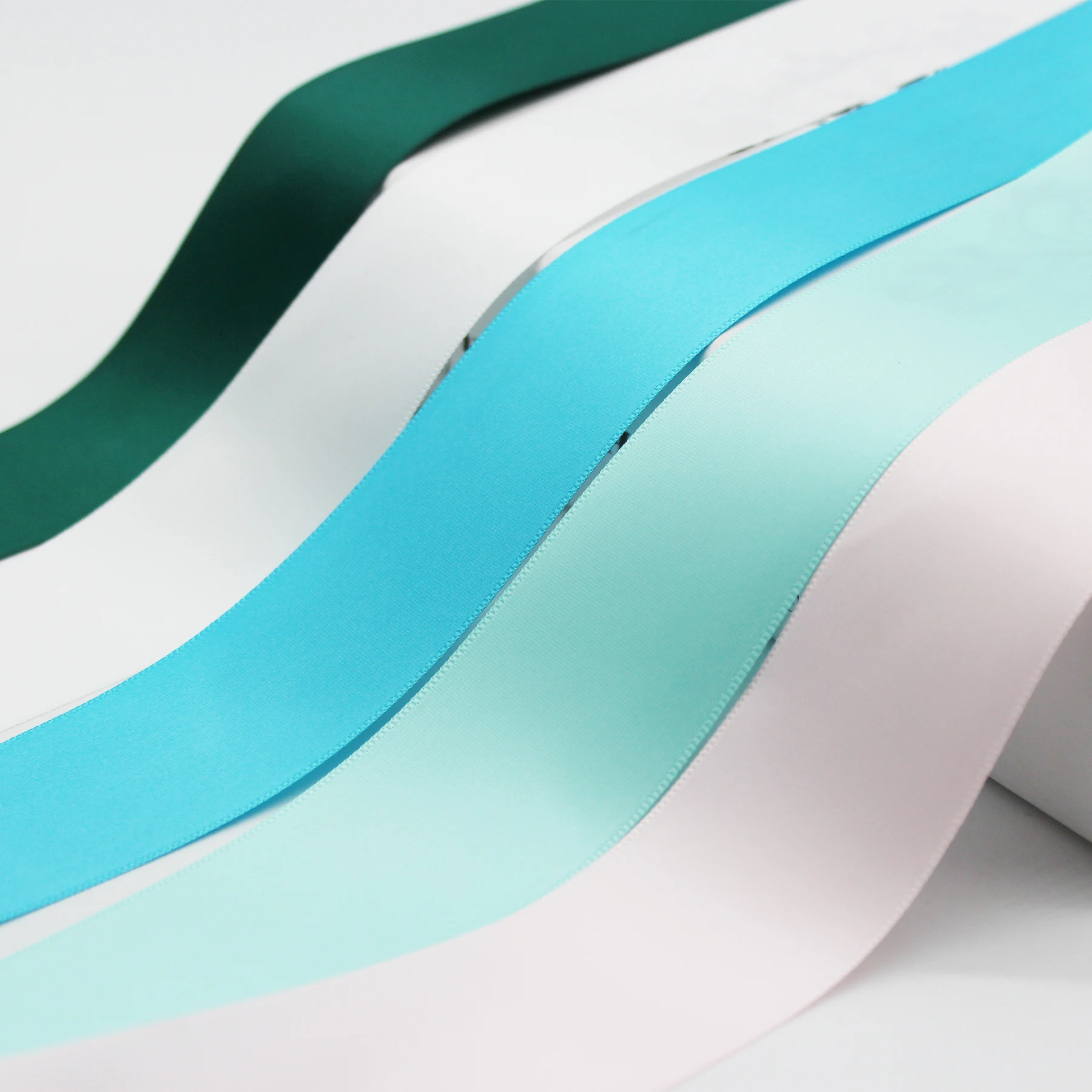 

16 мм 19 мм 38 мм однолицевая атласная лента 100% полиэстер тесьма для DIY Подарочная коробка обернутая Декор Аксессуары 5/8 "3/4" 1,5 дюймов