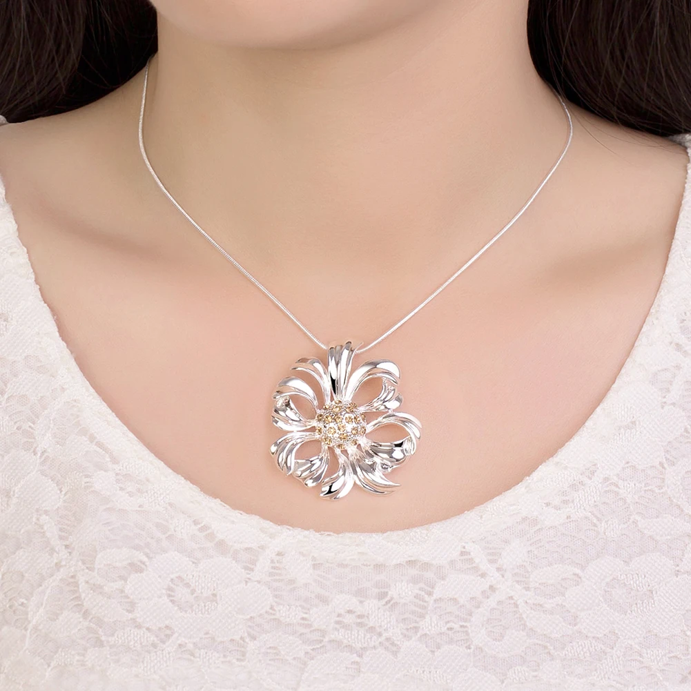 Free shipping flower shape pendant necklace romantic style women's sterling silver | Necklace