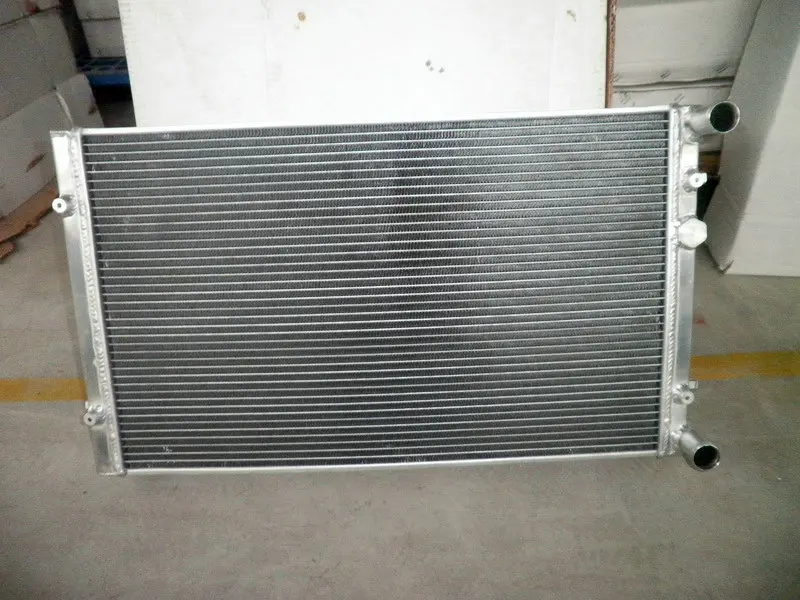 Алюминиевый радиатор для Volkswagen VW Golf MK4 BORA AUDI A3 S3 TT Seat Leon/TOLEDO SKODA Octavia 1,8 T 1.9TDI GTI FSI 20V& FAN