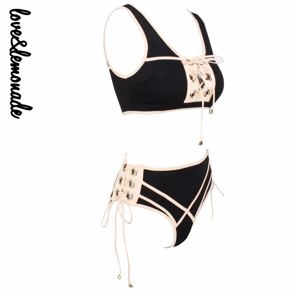 Женский костюм двойка Love & Lemonade черный/телесный с золотыми кольцами модель