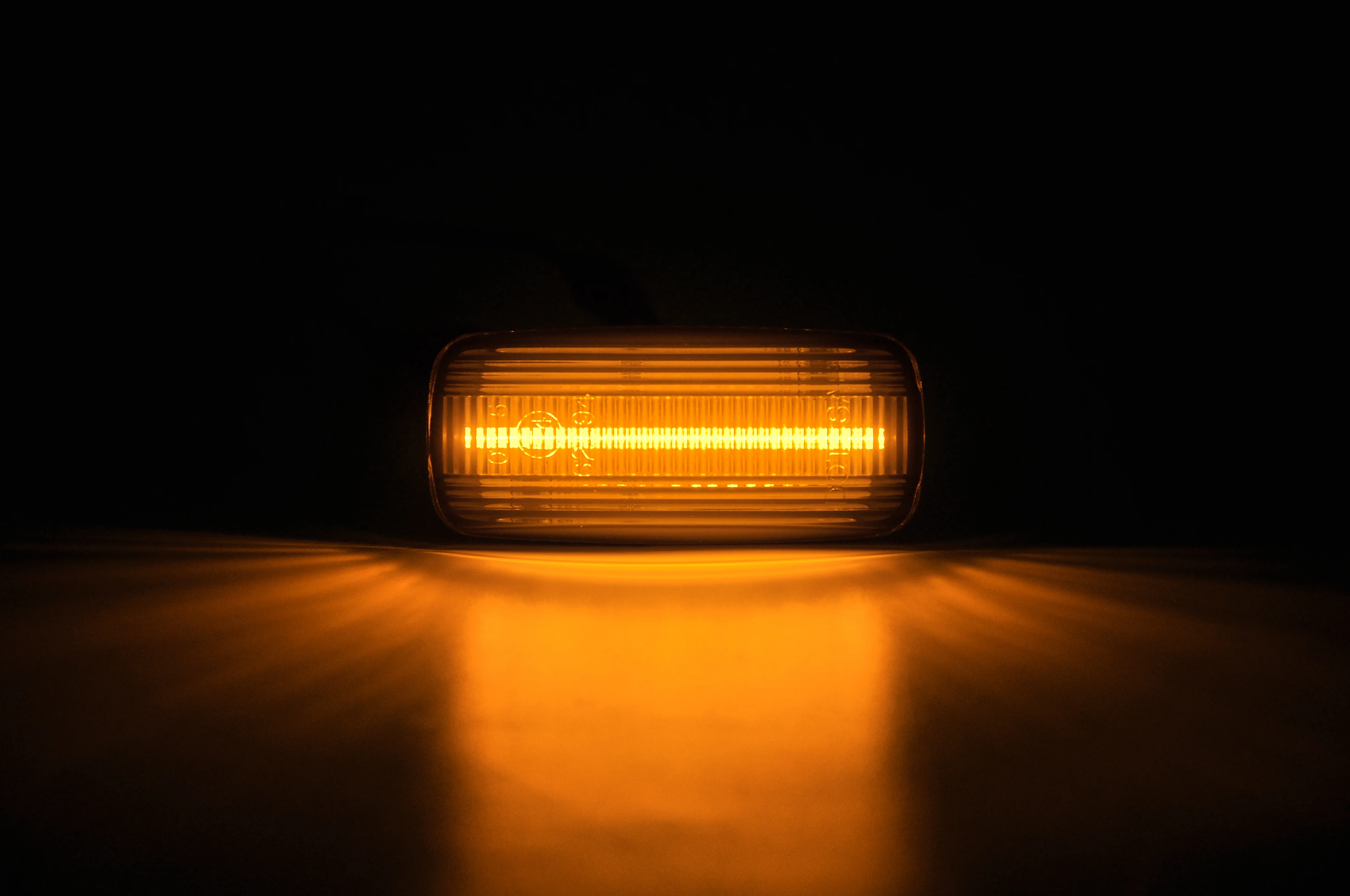 

LED Front Side Marker Turn Light Signal Lamp Amber Led Blinker Light for Audi A2 A3 A4,A6 A8 TT