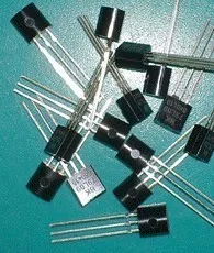 50PCS Hot new S9015 | Электронные компоненты и принадлежности