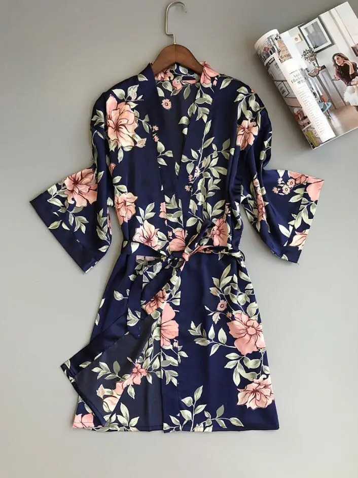 Navy blue robe Сексуальная свадебная одежда платье женский короткий атласный халат атласный Шелковый кимоно халат летний халат для подружки невесты ночное белье плюс размер пеньюар - Цвет: Navy blue robe