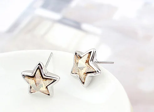 Серьги гвоздики с подлинными кристаллами Сваровски изысканные украшения со