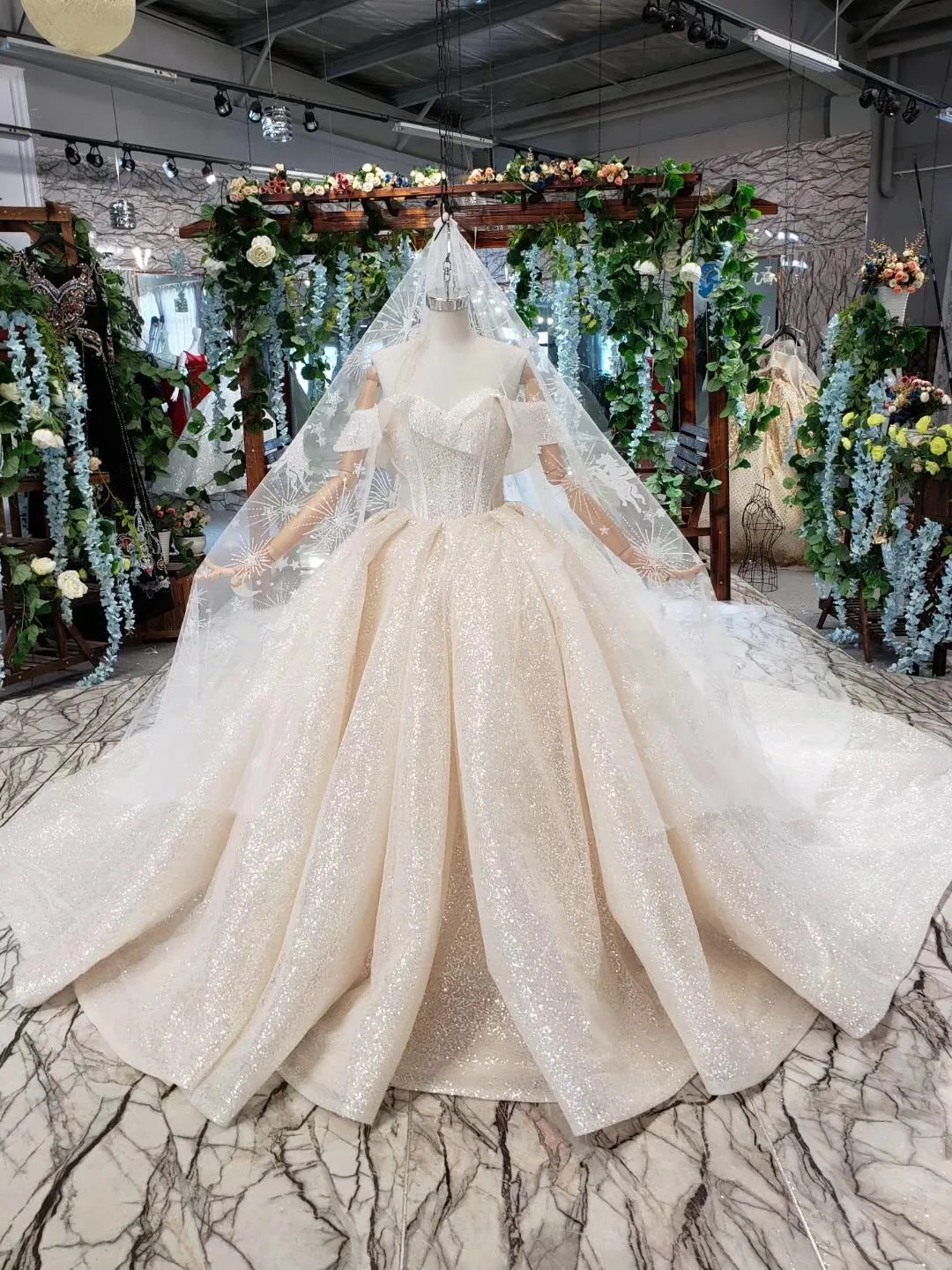 Дубай золото с открытыми плечами Элитные Свадебные платья 2019 винтажное